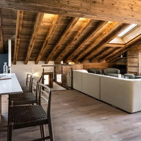 Chalet Soelden: A Fusion Of Tradition And Modern Lägenhet *